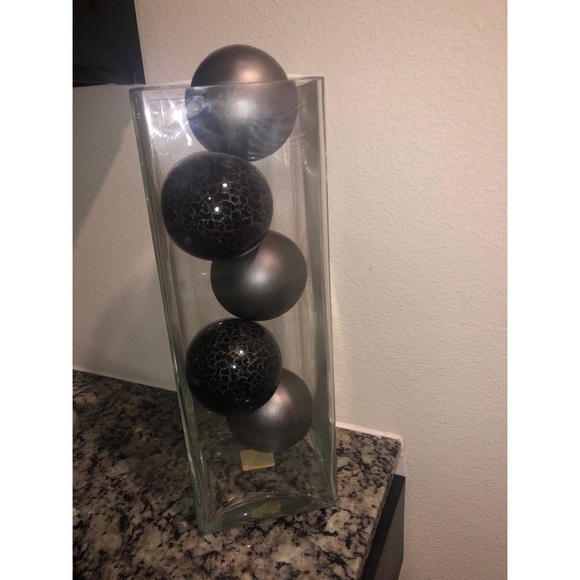 Decorative Orbs - Picture 1 of 4